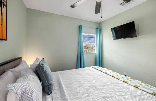 Cozy Home Nr Beach Pier Games WiFi Yard BBQ - Foto 20