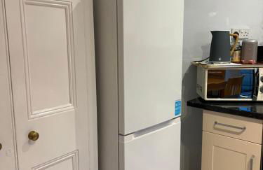 Brook Lodge Roof Terrace Apartment - Photo 28