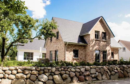 Ferienhaus Libelle - Feriendomizil für 14 Pers - Haupt- und Nebenhaus - Foto 1