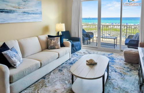 SMP 208 - Stunning 3 Bedroom Beachfront Condo! - Foto 1