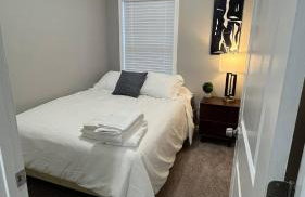 Stylish 4BR Near ATL Attractions - Photo 13