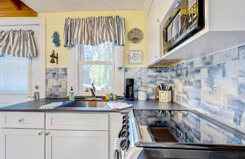 Shorelands Resort Cottage 24 - Photo 3