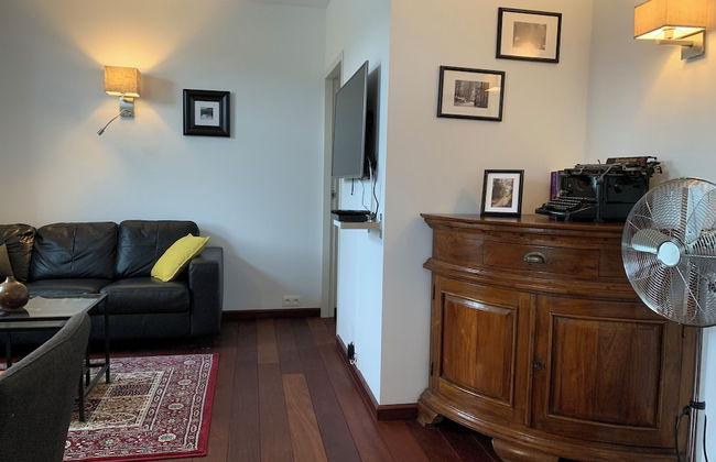 Le Baron Apartments - Photo 3