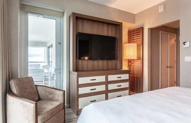 Oceanview Condo in Central Beach - Photo 4