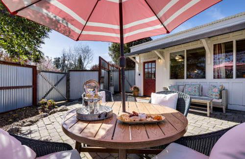 Red Barn Guest Cottage Wine Country Escape - Foto 1