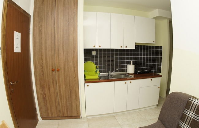 Economy Apartment 12 Sleeps 3 Guests - Photo 18