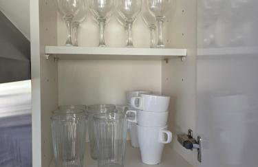 Spacious - Free Parking - Sleeps 6 - M20-FolkestoneCentralStation - Foto 17