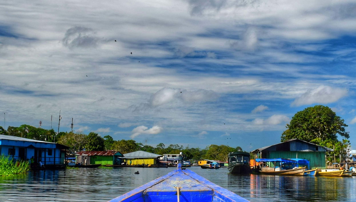 Tour das três fronteiras pela Amazônia