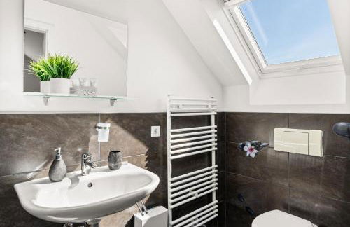 MOLA Apartments-Charmante Ferienwohnung im Herdecke Zentrum für 3 Personen-große Dachterrasse-Grill-Gratis Parken-WLAN - Foto 15