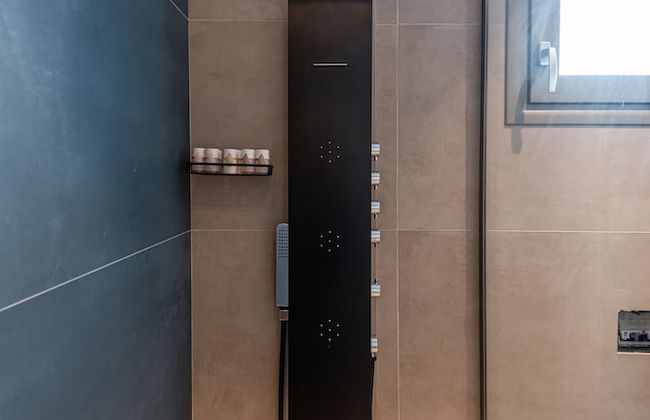 TAF Beach Villas with Tesla - Photo 46