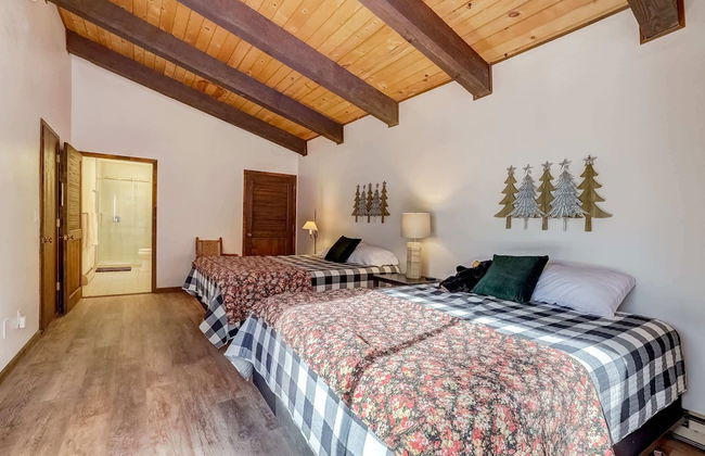 Singing Pines in Marla Bay - Walk to Lake! - Foto 11