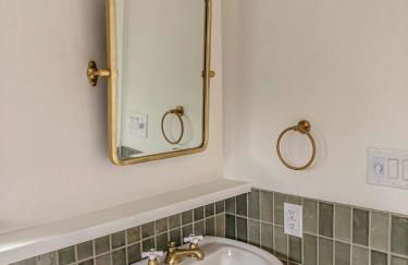 The Clifftop Perch, 70ft above the dry Blanco - Foto 17