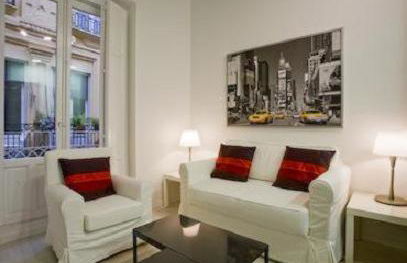 Apartamentos Hiedra y Tapinería Mercado Central - Photo 21