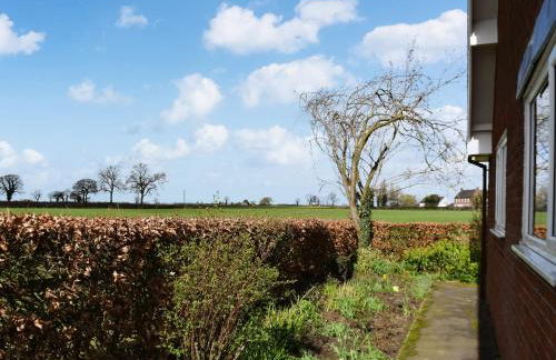 Lyncroft Holiday Bungalow - Photo 14
