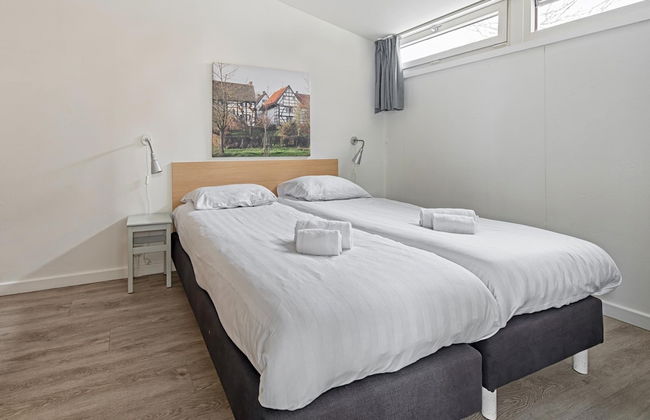 Well-kept Bungalow With Microwave Near Valkenburg - Photo 2