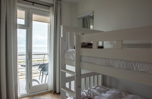 Apartment in Nieuwpoort With Sea Views - Photo 2