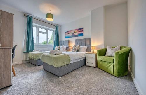 Modern 3 Bedroom 2 Bath House with Parking, Wednesbury, Birmingham - Foto 41