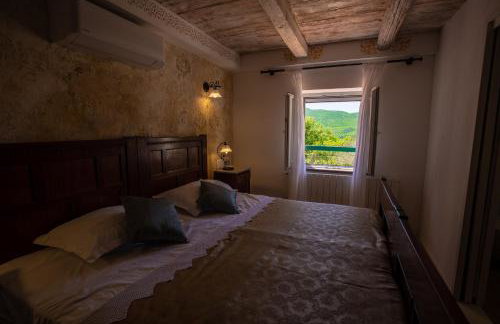 Charming stone house with private pool & jacuzzi - Holiday Home Vera - Photo 39