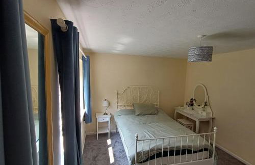 3 Bed House - Sleeps 5 - Pets - Parking - Foto 2