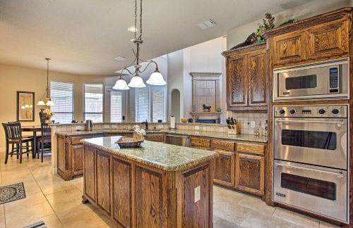 4 Mi to Grapevine Lake Texas Home with Media Room - Photo 11