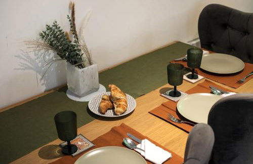 Spacious 5-Bed Apartment for Groups · Free Parking - Foto 15