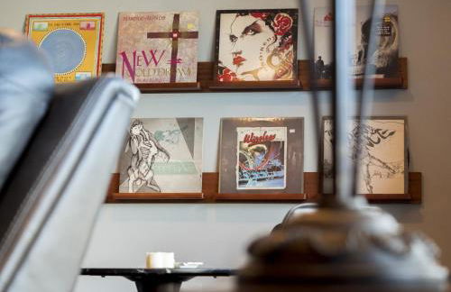 Musicians Escape in South Seattle Near It All - Foto 22