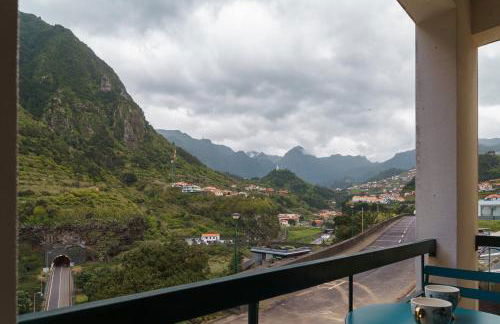 GuestReady - Scenic Retreat with Stunning Views - Foto 33