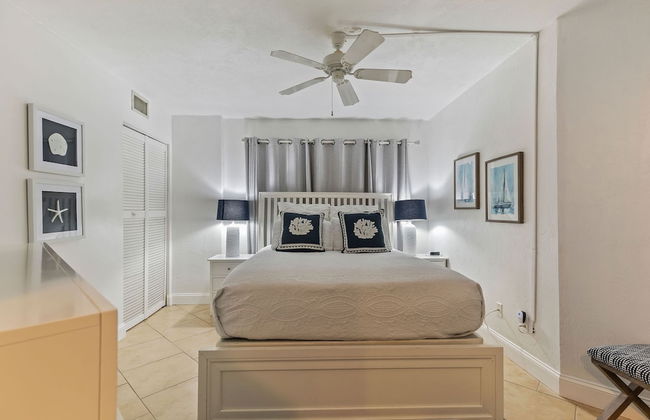 Ocean View Suite w Pool Hot Tub Beach Access - Photo 5