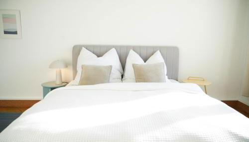 Charmante Altbauwohnung, 2 kostenfreie Parkplätze - Foto 4