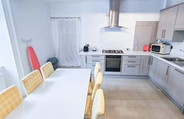 Russel House - 4 Bedroom - The Royal Mile - Photo 36