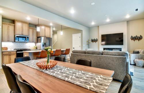 Elegant Vancouver Townhome - 18 Mi to Portland - Foto 8