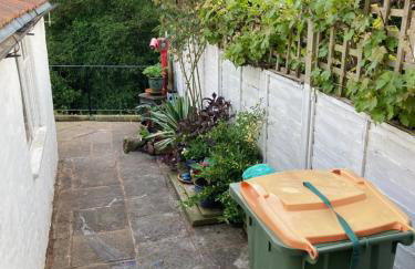 Holmedale Cottage with outdoor terrace in the heart of Robin Hoods Bay - Foto 3