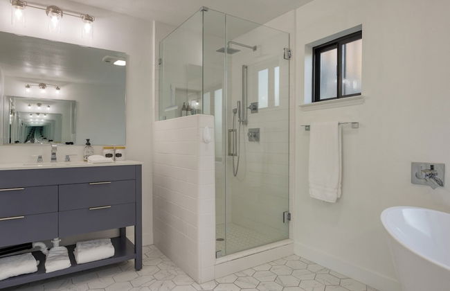 Terrace Hill Modern Paso Robles Escape Near Wineries Dining and Hot Springs - Photo 28