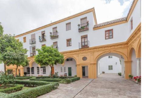 Céntrico y amplio apartamento 100% equipado - Foto 2