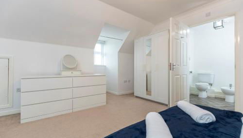 Spacious 3-Bed Home – Family Contractor Friendly - Foto 5, Other