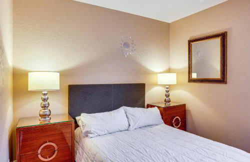 Golf, Work and Explore Las Vegas Gem with Pool Access - Foto 24