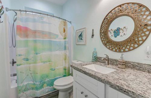 Large 5bd Hot Tub w Ocean View, Firepit & Gameroom - Foto 32