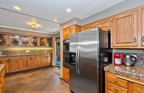 Arrowhead Lake Cabin pool table stunning views - Foto 29