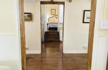 Comal Inn - Photo 31