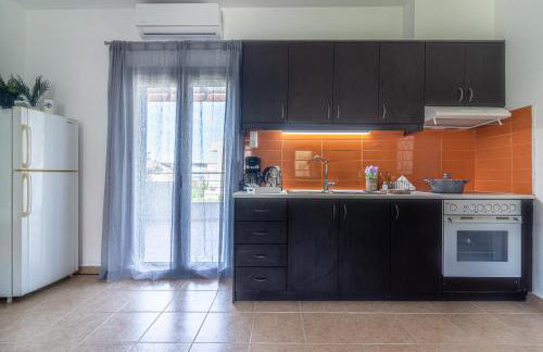 Ceronia Renovated House near the Beach - Foto 34