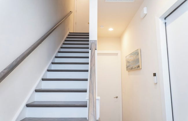 Cozy Retreat near Uptown Charlotte with Free Parking & Wi-Fi - Foto 36