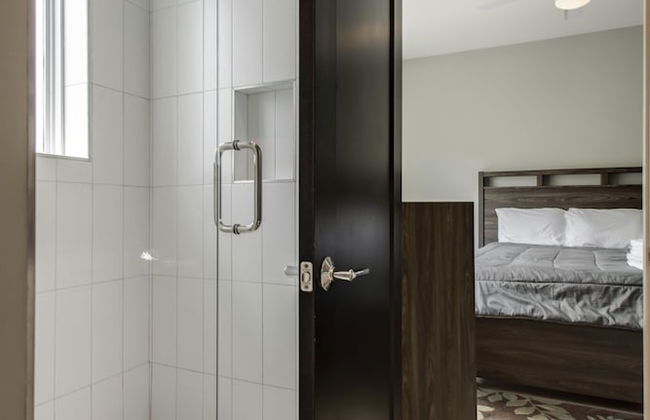 Harmony Highrise - Photo 9