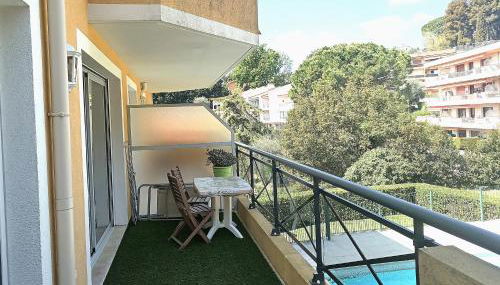 T2 clim piscine tout équipé au calme - Foto 2, sunbed, Garden view, furniture