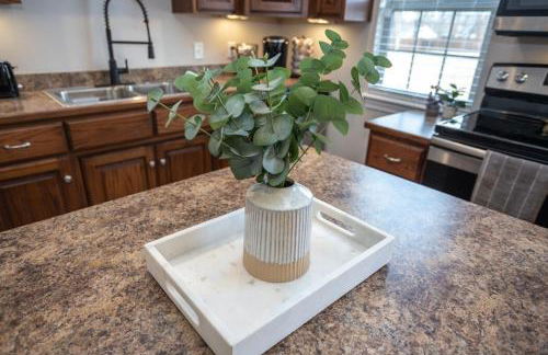 Tiny Home with Hot Tub Near Ft Leonard Wood! - Foto 21