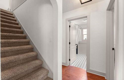 Timeless Historic Home near Downtown with HOT TUB - Foto 14