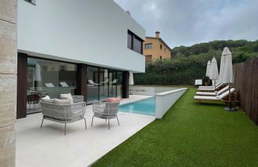 Stunning Design Villa with large private Pool 30sqm - Foto 6