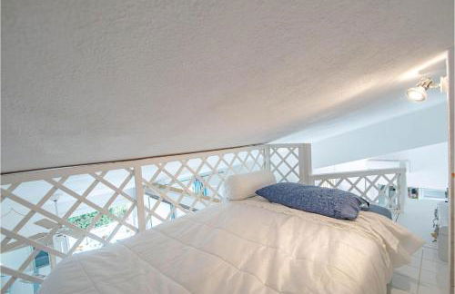 Tiffany With Shared Pool - Happy Rentals - Photo 27