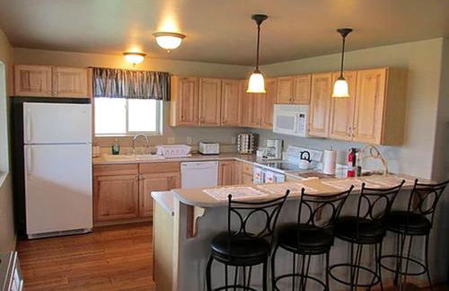 Magnificent Log Cabin with Mountain Views near Yellowstone National Park, Montana - Foto 2