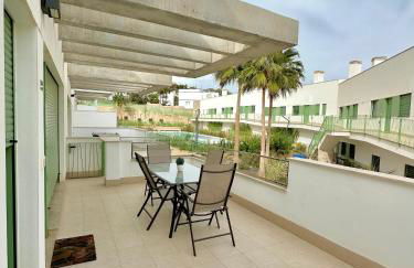 OCEAN APARTAMENT !! 1ª Línea del Mar, piscina, parking, wifi - Foto 7