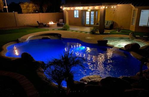 Cozy spacious house, pool heater, spa, firepit - Foto 16